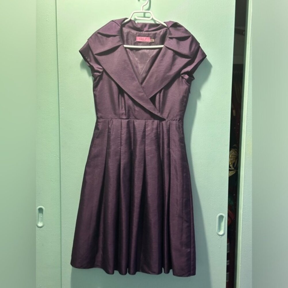 Eliza J Deep Purple V-Neck Dress Size 8 Formal Short Sleeve